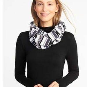 Fleece Scarf! NWT!